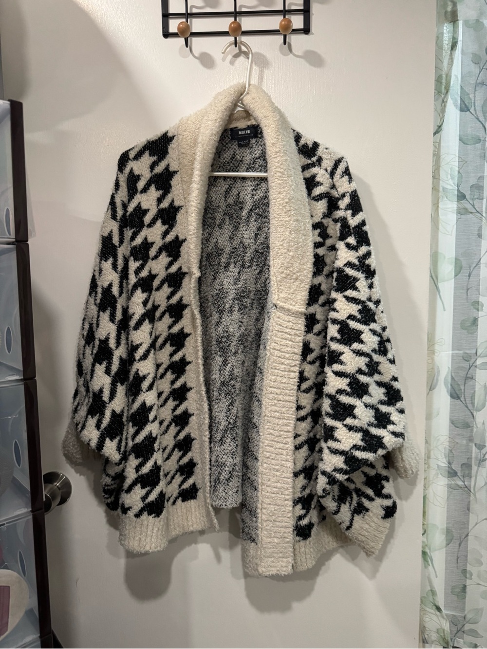 Anthropologie Maeve Black and Cream Houndstooth Open Cardigan